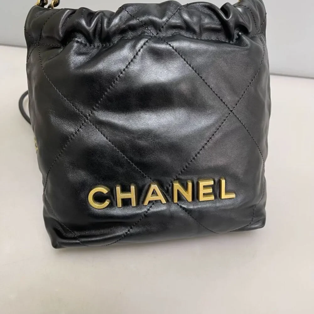 CHANEL brand color